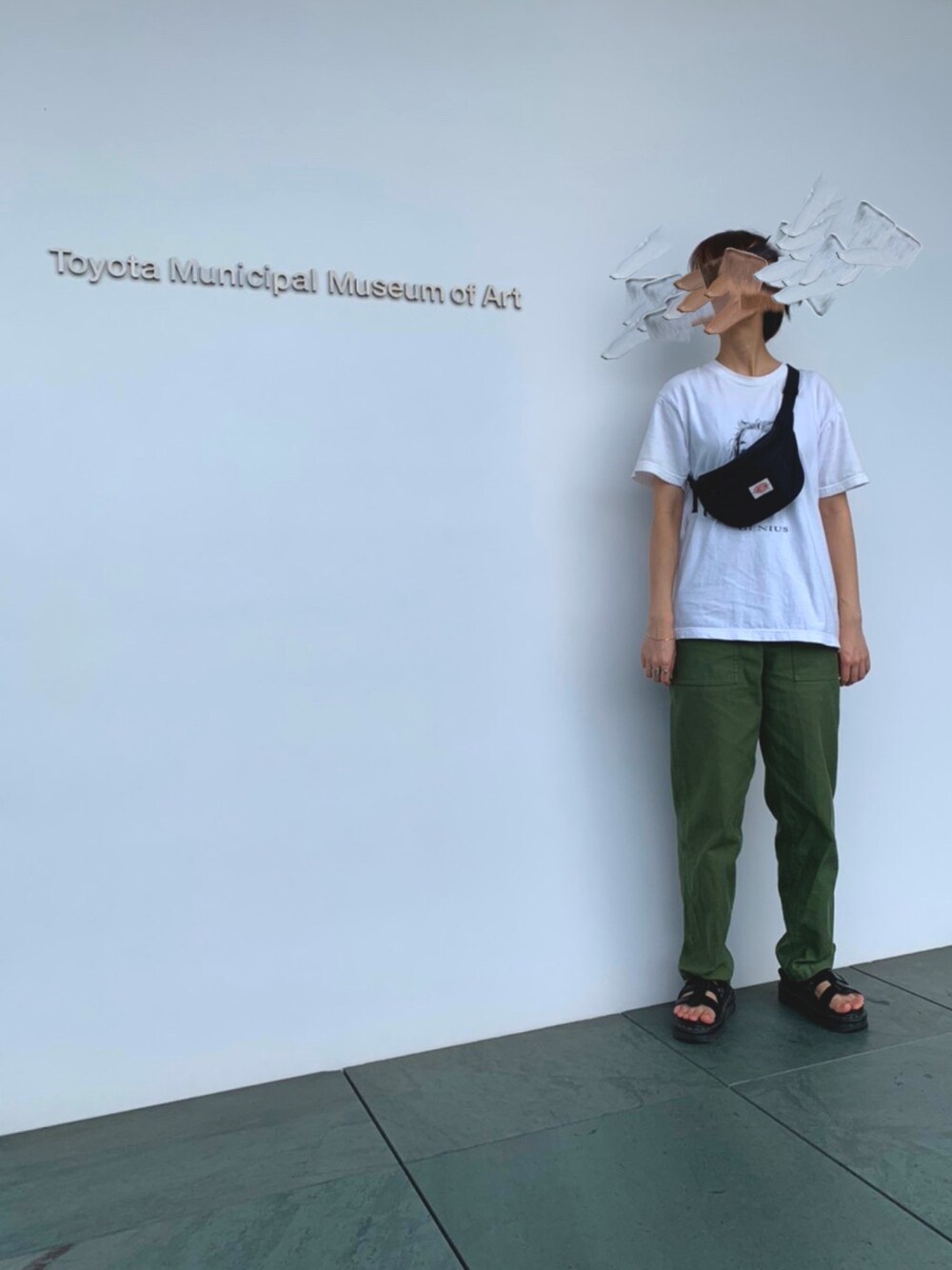「カジュアル、メンズライク、Tシャツ、シンプル、シンゾーン(Shinzone)、ドクターマーチン」｜「DANTONのDANTON/ダントン ファニーパック（ボディバッグ/ウエストポーチ、ブラック系）」を使った、はじめさん（レディース・155cm）の夏コーディネートの1枚目の写真