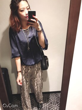 「BCBG（ビーシービージー）のアイテム」を使った、理知さん（レディース・174cm）の秋コーディネート