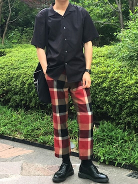 「BLACK LABEL CRESTBRIDGE（ブラックレーベル・クレストブリッジ）のアイテム（スラックス）」を使った、택시(テクシ)さん（メンズ・178cm）の春コーディネート