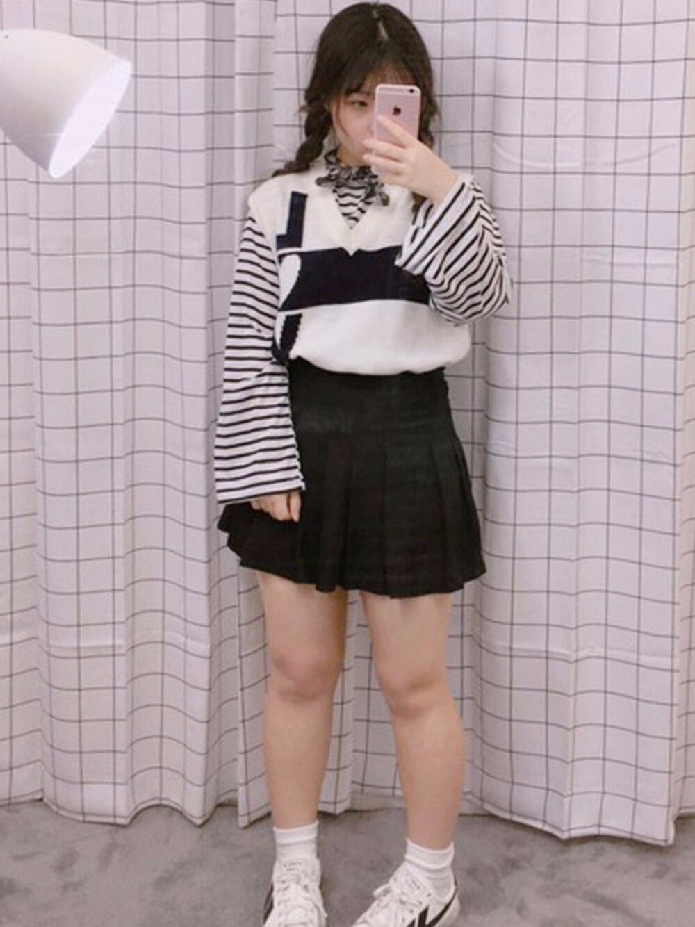 「カジュアル、ボーダー、シンプル、Tシャツ、プチプラ、春コーデ、ラクチンコーデ、オールドミッキー、oldmickey」｜「OLDMICKEY のバックリボンタイ付きボーダー長袖Tシャツ(P000BKED)（Tシャツ/カットソー、ホワイト系）」を使った、oldmickey_jpさん（レディース・154cm）の春コーディネートの1枚目の写真