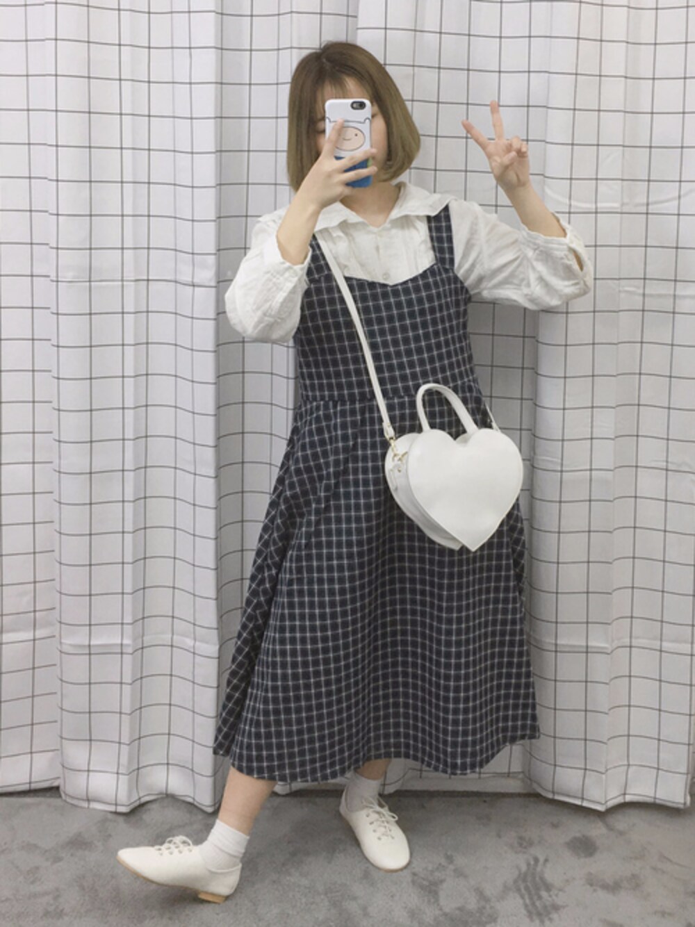 「ワンピース、カジュアル、シンプル、プチプラ、ootd、春コーデ、ラクチンコーデ、オールドミッキー、oldmickey」｜「OLDMICKEY のシンプルチェックフレアヘムロングワンピース(P000BKJC)（ワンピース、ブラック系）」を使った、oldmickey_jpさん（レディース・162cm）の春コーディネートの1枚目の写真