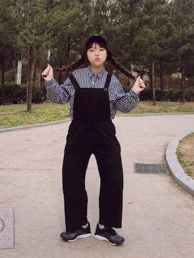 「OLDMICKEY （オールドミッキー）のアイテム（オールインワン・サロペット）」を使った、oldmickey_jpさん（レディース・162cm）の春コーディネート