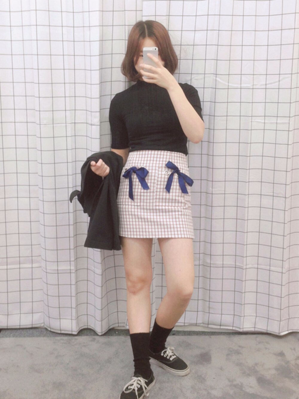 「チェック、スカート、カジュアル、シンプル、プチプラ、チェックスカート、春コーデ、ラクチンコーデ、オールドミッキー、oldmickey」｜「OLDMICKEY のサイドリボンチェックHラインミニスカート(P000BKMW)（スカート、ピンク系）」を使った、oldmickey_jpさん（レディース・162cm）の春コーディネートの1枚目の写真