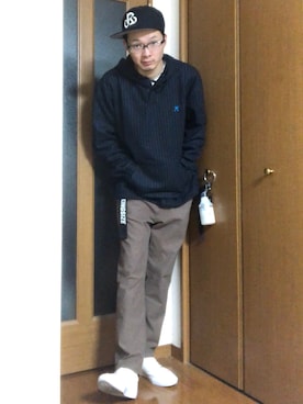 「KINGSIZE（キングサイズ）のアイテム」を使った、a.k.a集合場所さん（メンズ・180cm）の春コーディネート