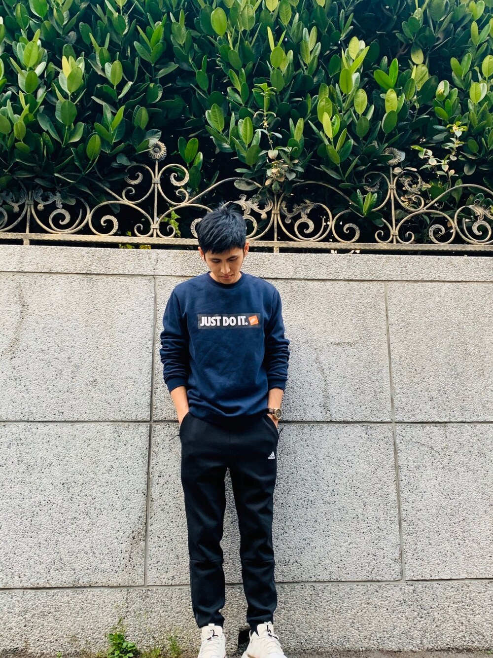 「NIKEのアイテム（その他トップス、ブルー系）」を使った、Jerry_Wenさん（メンズ・177cm）の冬コーディネートの1枚目の写真