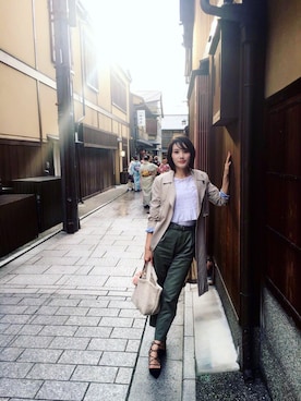 「ワークパンツ」｜「アイテム（トレンチコート）」を使った、まつゆきさん（レディース・172cm）の春コーディネート