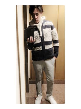 「Abercrombie&Fitch（アバークロンビーアンドフィッチ）のアイテム（カーディガン/ボレロ）」を使った、cullinanさん（メンズ・174cm）の冬コーディネート