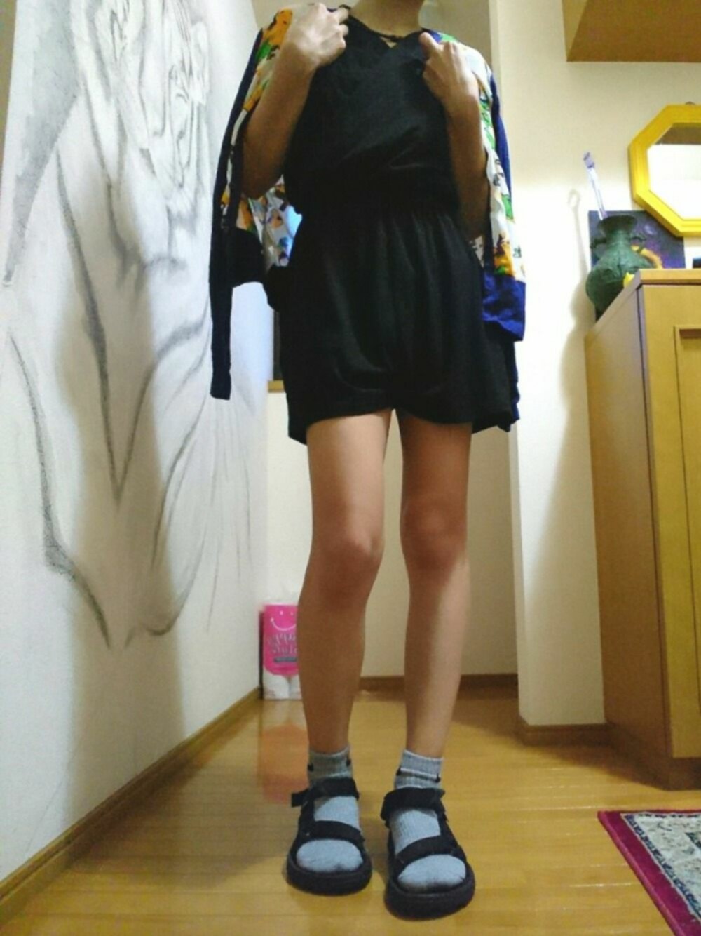 「シンプルコーデ、ラクチンコーデ、オトナ女子、オトナカジュアル、ブラック、Teva×靴下、スポサン、コンビネゾン、レースキャミソール、カーディガン」｜「足元♪（その他、その他）」を使った、うまさんさん（レディース・155cm）の夏コーディネートの1枚目の写真