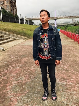 「Levi's（リーバイス）のアイテム（ダウンジャケット/コート）」を使った、阿倫さん（メンズ・175cm）の冬コーディネート