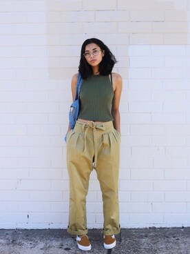 Jackie Pettittさん（レディース・173cm）の春コーディネート