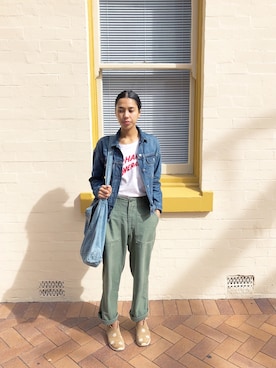 Jackie Pettittさん(レディース・170cm)の春コーディネート