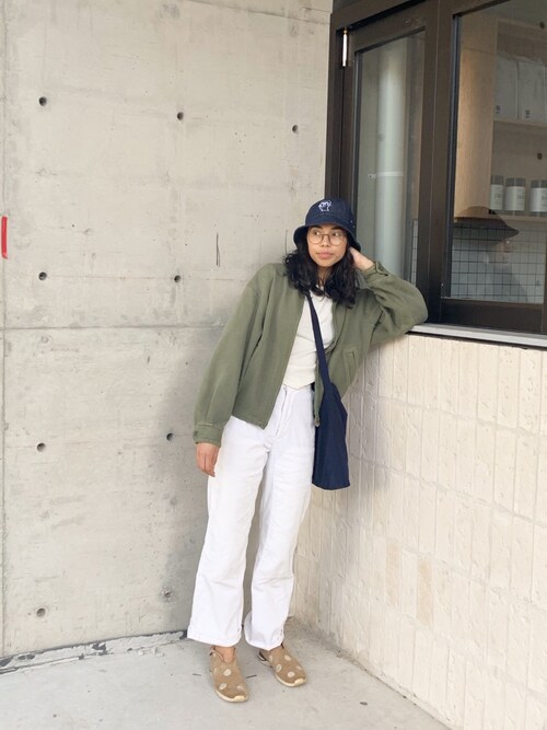 Jackie Pettittさんのコーディネート