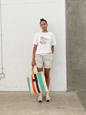 Jackie Pettittさんのコーディネート