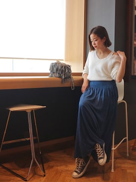 「H&M（エイチ・アンド・エム）のアイテム（ニット/セーター、ホワイト系）」を使った、海弘さん（レディース・156cm）の夏コーディネート