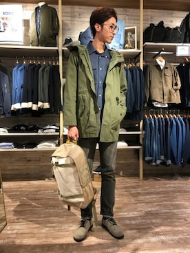 「アパレルスタッフ」｜「アイテム（ミリタリージャケット）」を使った、HVCみのお店さん（メンズ・185cm）の冬コーディネート