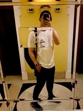 「ISSEY MIYAKE（イッセイミヤケ）のアイテム（チノパンツ）」を使った、Sakai.Zさん（メンズ・184cm）の夏コーディネート
