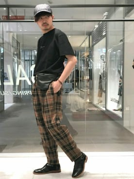 「JULIEN DAVID（ジュリエンデビッド）のアイテム（帽子）」を使った、OGURA RYO さん（メンズ・173cm）の夏コーディネート