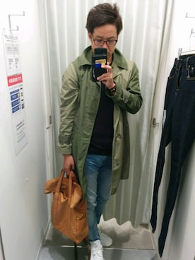 「アイテム（バングル/リストバンド、ブラウン系）」を使った、じげさん（メンズ・174cm）の秋コーディネート