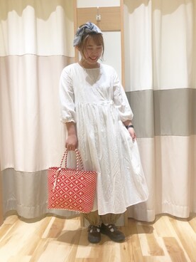 「アイテム（トートバッグ、レッド系）」を使った、ｍｉｙｕｋｉさん（レディース・157cm）の春コーディネート