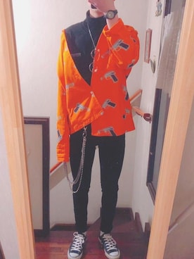 「VERSACE（ヴェルサーチ）のアイテム（腕時計）」を使った、akpさん（メンズ・169cm）の冬コーディネート