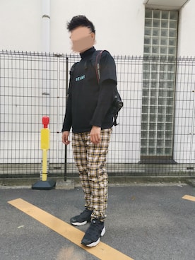 「BEAMS（ビームス）のBEAMS / BEAMS ロゴ Tシャツ 19SS（Tシャツ/カットソー、ブラック系）」を使った、y0ngさん（メンズ・180cm）の春コーディネート