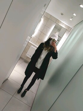 「GU（ジーユー）のアイテム（パーカー、ホワイト系）」を使った、tさん（レディース・175cm）の秋コーディネート