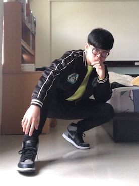 「B-SIDE（ビーサイド）のアイテム」を使った、林征台さん（メンズ・176cm）の春コーディネート