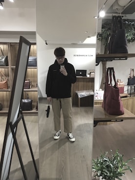 「Have a good time（ハバグッタイム）のアイテム（パーカー）」を使った、Wei-jing Wangさん（メンズ・174cm）の冬コーディネート