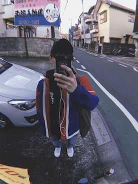 「ロールアップ」｜「アイテム（ジャージ）」を使った、👽さん（メンズ・173cm）の秋コーディネート