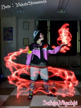 「アイテム（パンツ）」を使った、宮崎鈴子さん（レディース・161cm）の春コーディネート