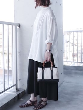 「RODE SKO」｜「アイテム（アナログ腕時計）」を使った、ちぃーさん（レディース・161cm）の夏コーディネート