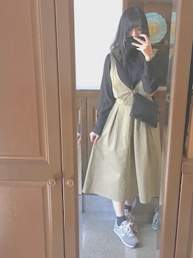 「アイテム（ワンピース/ドレス、ベージュ系）」を使った、莉々さん（レディース・160cm）の春コーディネート