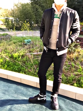 「Ron Herman（ロン ハーマン）のアイテム（スタジャン）」を使った、YUSUKE_PITTさん（メンズ・173cm）の春コーディネート