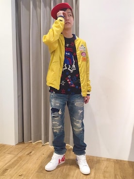 「HYSTERIC GLAMOUR（ヒステリックグラマー）のHYS WHISKY柄 刺繍キャップ（キャップ、レッド系）」を使った、しゅう。さん（メンズ・165cm）の春コーディネート