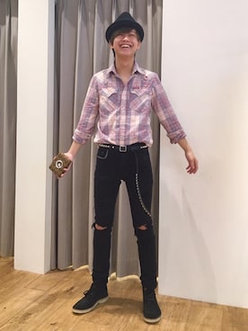 「長袖シャツ」｜「アイテム（財布/小物）」を使った、しゅう。さん（メンズ・168cm）の春コーディネート