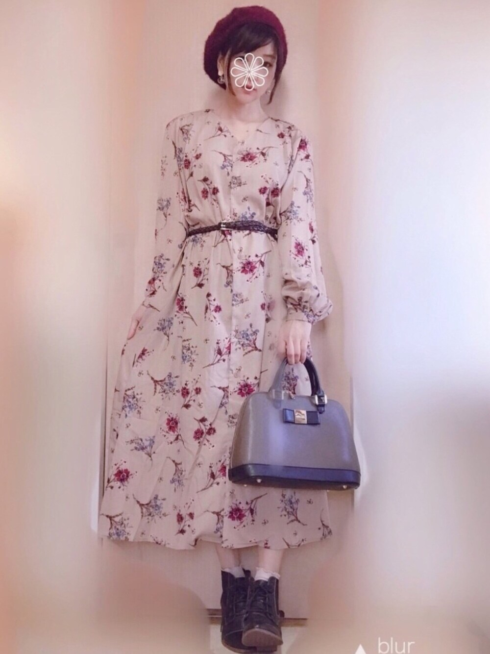「ワンピース、花柄ワンピース、ベレー帽、ベレー帽推奨委員会、秋コーデ、ショートブーツ、編み上げブーツ、大人ガーリー、秋のカフェオレコーデ、大人トレンドカジュアル」｜「その2♥️のアイテム（その他、その他）」を使った、Yukko.☃︎さん（レディース・160cm）の秋コーディネートの1枚目の写真