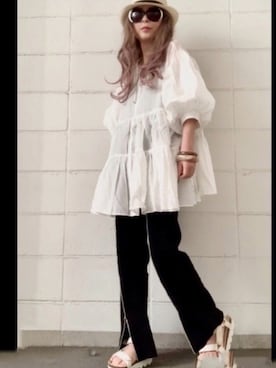 「sakishimatokyo（サキシマトーキョー）のアイテム（パンツ）」を使った、noah🐈さん（レディース・160cm）の秋コーディネート