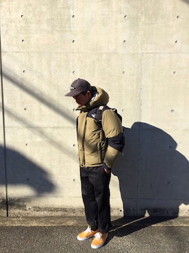 「Pilgrim Surf Supply（ピルグリムサーフサプライ）のアイテム（キャップ）」を使った、hoshino takuyaさん（メンズ・176cm）の冬コーディネート