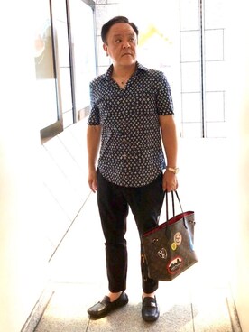 Louis Vuitton ルイヴィトン のバッグを使ったメンズ人気ファッションコーディネート 年齢 50歳 54歳 季節 6月 8月 Wear