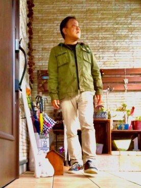 「アイテム（ミリタリージャケット）」を使った、かつさん（メンズ・174cm・50代）の秋コーディネート