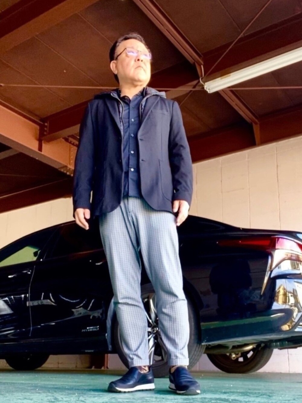 「春コーデ、大人カジュアル、ZARA、UNIQLO、PRADA、yevs」｜「PRADAのアイテム（スニーカー、ブラック系）」を使った、かつさん（メンズ・174cm）の冬コーディネートの1枚目の写真