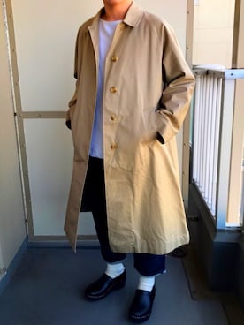 「YAECA」｜「アイテム（ステンカラーコート）」を使った、よしおさん（メンズ・175cm）の冬コーディネート