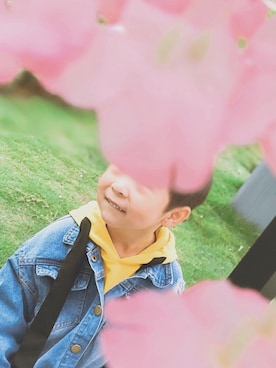 「UNIQUE（ユニーク）のアイテム（ジャケット/アウター）」を使った、Yuna & Peterさん（キッズ・120cm）の秋コーディネート