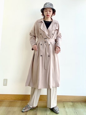 「HONEYSUCKLE ROSE（ハニーサックルローズ）のアイテム（トレンチコート）」を使った、☺︎さいとを☺︎さん（レディース・174cm）の冬コーディネート