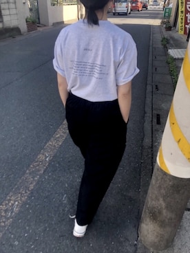 「Gramicci（グラミチ）のGRAMICCI × BEAMS / 別注 テーパード スラックス（スラックス）」を使った、1chiさん（レディース・150cm）の春コーディネート