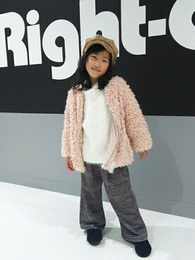 「Right-on（ライトオン）のアイテム（ノーカラージャケット）」を使った、Right-on KID'Sさん（キッズ・120cm）の冬コーディネート