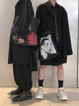 「Yohji Yamamoto（ヨウジヤマモト）のアイテム（トートバッグ）」を使った、cunaさん（メンズ・171cm）の秋コーディネート