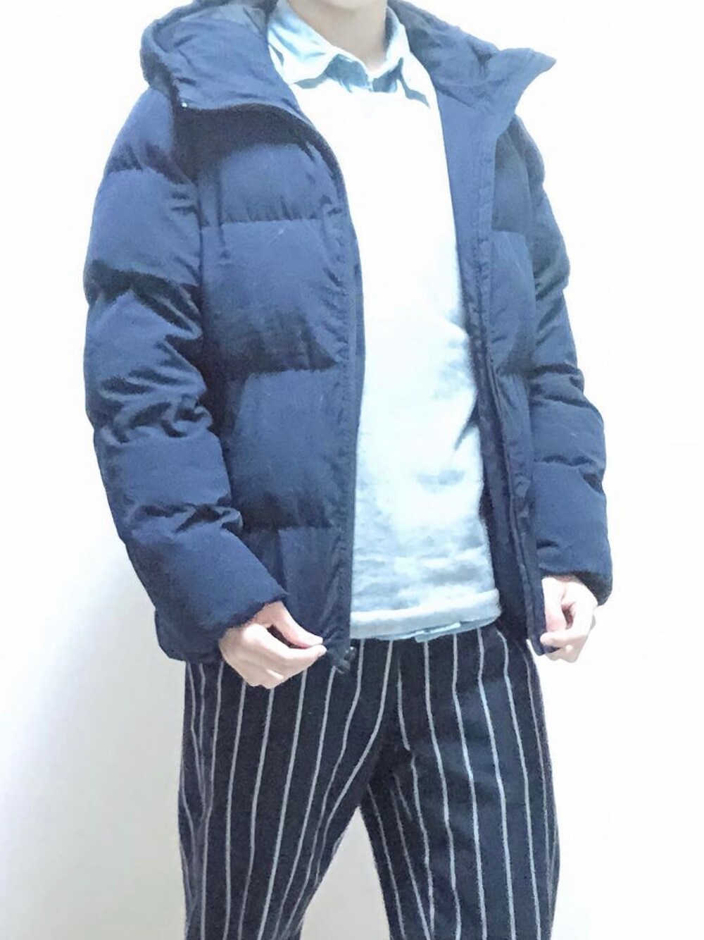 「カジュアル、冬コーデ、ブルー、プチプラコーデ、GU、シェフパンツ、古着、古着MIX」｜「GUのアイテム（ダウンジャケット/コート、ブルー系）」を使った、sorasky1025さん（メンズ・163cm）の冬コーディネートの1枚目の写真