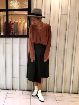 「アイテム（スカート）」を使った、osmosis名古屋 yukaさん（レディース・160cm）の冬コーディネート