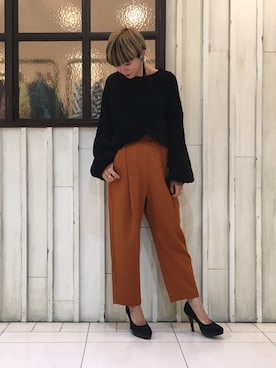 「アイテム（ニット/セーター）」を使った、osmosis名古屋 yukaさん（レディース・160cm）の秋コーディネート